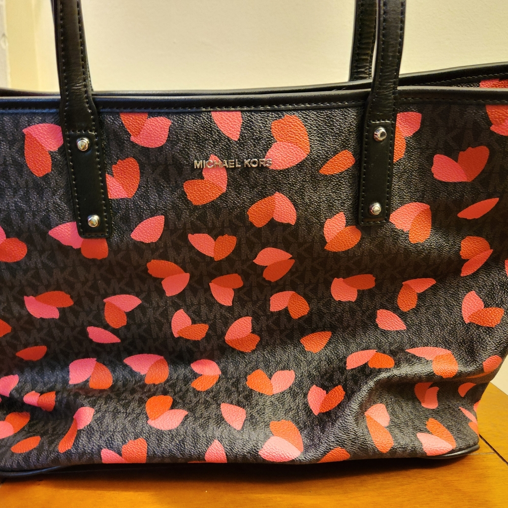 Michael Kors Carter Black and Pink Heart Tote